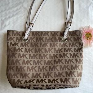 Michael Kors signature jacquard shoulder tote bag